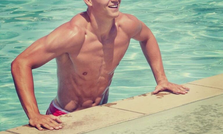 jak pływać na plecach