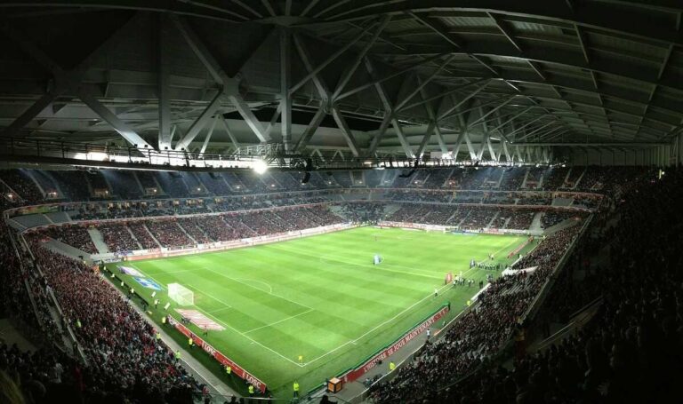 dlaczego piłka nożna jest tak popularna